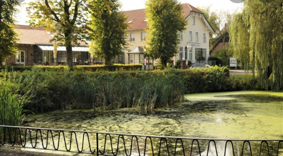 Hotel Landhaus Hoisdorf Exterior foto